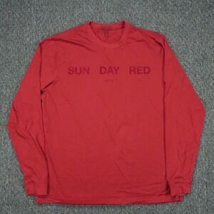 Sun Day Red Shirt Mens Medium Spellout Long Sleeve Tee Tiger Woods Golf